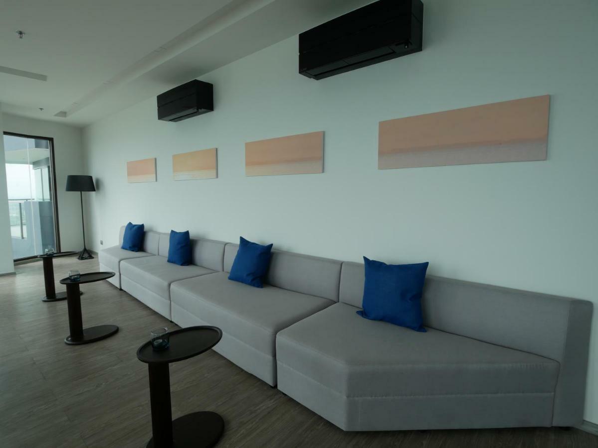 Aeras - The Ultimate Beachfront Experience Jomtien Beach Zewnętrze zdjęcie