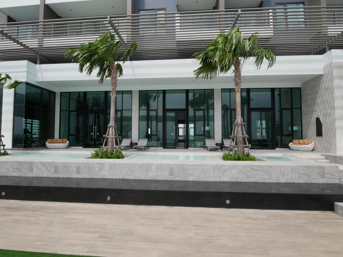 Aeras - The Ultimate Beachfront Experience Jomtien Beach Zewnętrze zdjęcie